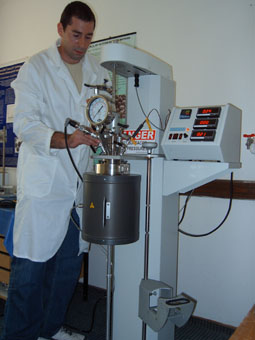 Hidrotermalni reaktor u laboratoriji ITN SANU