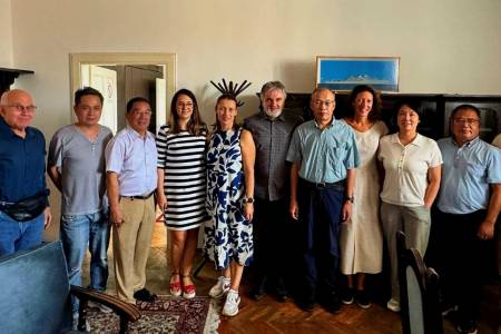 A Delegation of Chinese Scientists Visits ITS SASA
